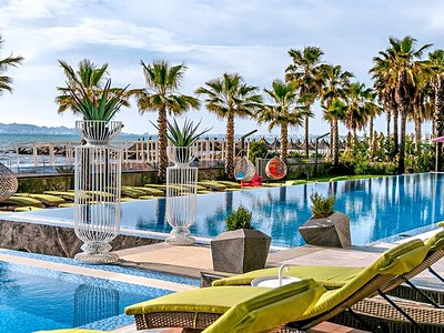 Pinea Resort & Spa