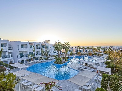 Jaz Neo Naama Bay