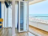 Balkon hotelového pokoje