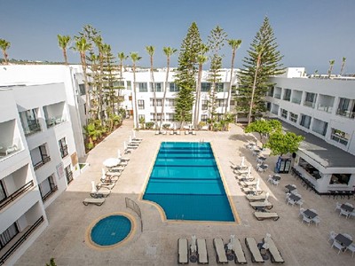 Anthea Apartment
