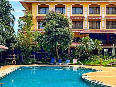 Acron Candolim Regina