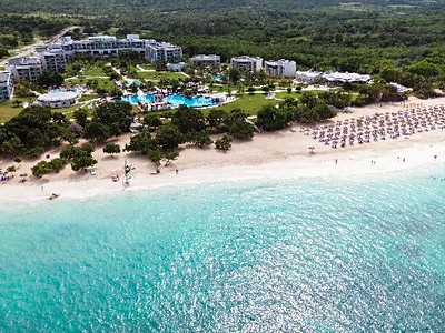 Gran Muthu Almirante Beach Hotel
