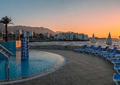 Dome Hotel