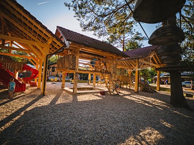 Camping Menina: Pobyt v mobilním domku nebo bungalovu
