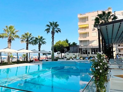 Hotel Blue Marine