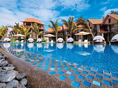 Crystals Beach Resort Belle Mare