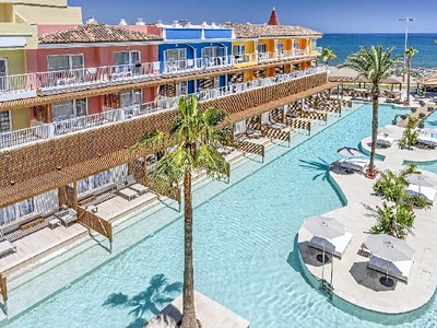 Mediterraneo Bay Hotel Spa & Resort