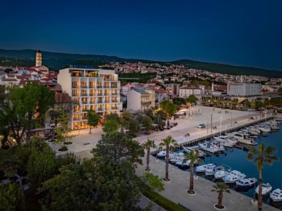 Aminess Younique Narrivi Hotel: Pobyt se snídaní