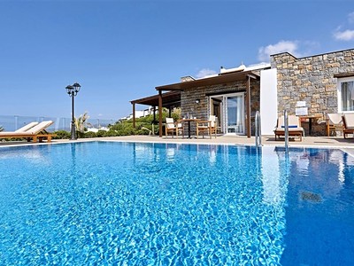 Alexander Beach Hotel and Village