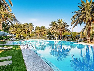 May Beach Hotel