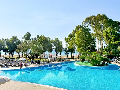 Voi Floriana Resort