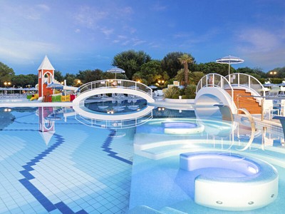 Camping Sant Angelo Village - karavany: 10denní rekreační pobyt v karavanu