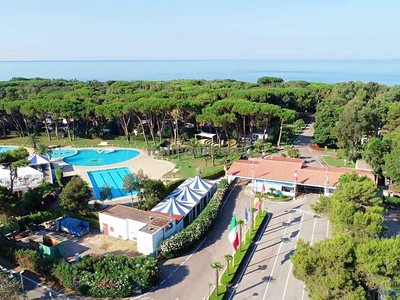 Villaggio Camping Baia Domizia