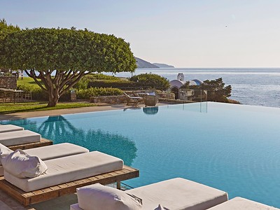 Hotel St. Nicolas Bay