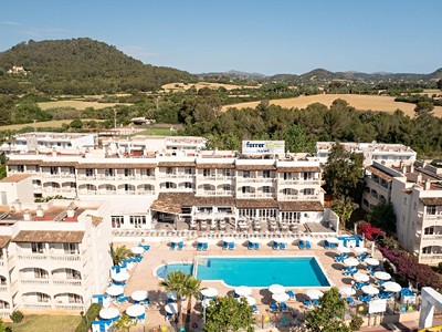 Caprice Isabel Aparthotel