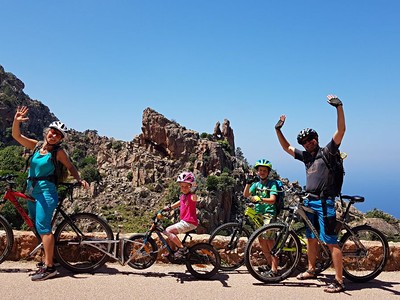 Korsika na kole pro aktivní rodinky