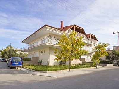 Nikos letecky Brno 11/10 nocí