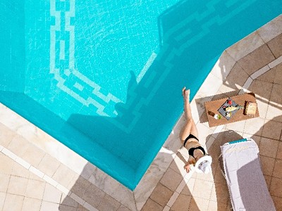 Canvas by Mitsis Petit Palais