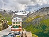 Hotel Belvedere na silnici přes Furka Pass - cestování po švýcarských horách