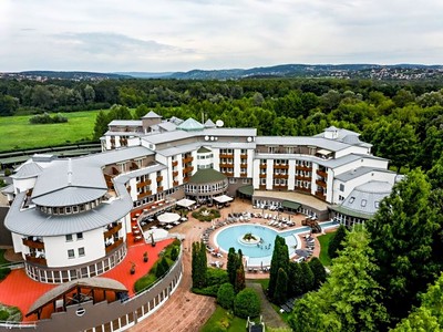 Lotus Therme Hotel&Spa: Pobyt s polopenzí na min. 3 noci