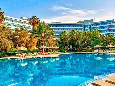 Sunrise Resort Hotel