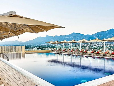 Lord's Palace Hotel & Spa