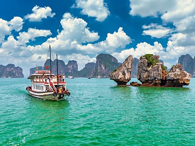 Vietnam a Kambodža + Plavba Dračí Zátokou + Tajemství Chrámů Angkoru