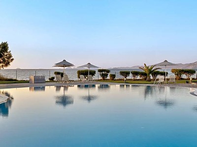 White Olive Marine Aquapark