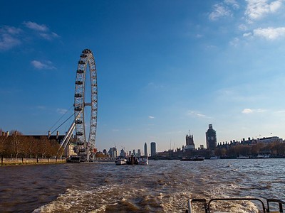 To nejlepší z Londýna nejen pro 65 a Plavba po Temži s Čajem o Páté