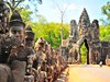 Úžasná kamenná brána Angkor Thom