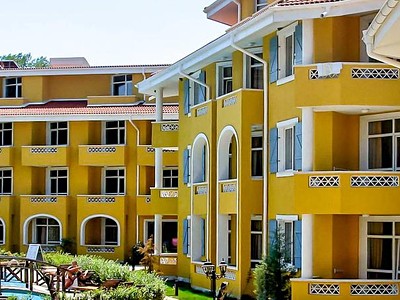 Blue Orange Beach Resort