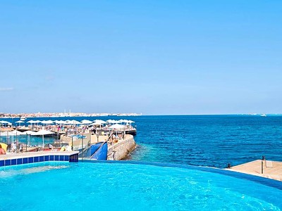 Sunrise Holiday Resort