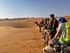 Na velbloudech v písečných dunách Erg Chebi