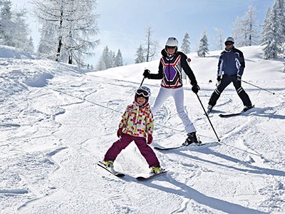 2026 | Family SchlossHotel Rosenegg: Zimní pobyt s polopenzí 7 nocí