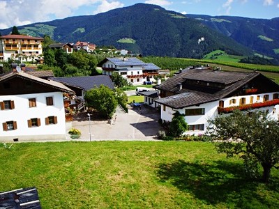 Dolomity - týden turistiky - série I. - výlety, bazén a sauna v cen...