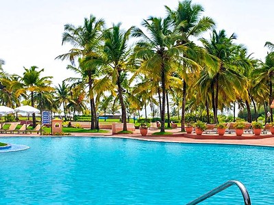 Holiday Inn Beach Resort