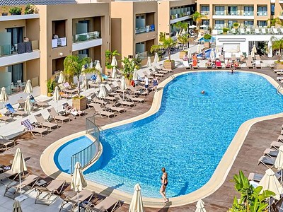 White Olive Elite Laganas