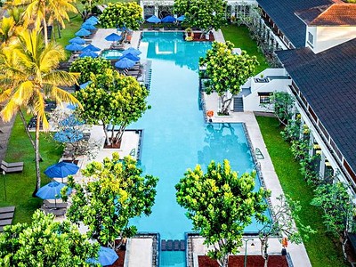 Centara Ceysands Resort & Spa