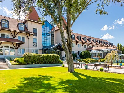 2026 | Thermal Hotel Mosonmagyaróvár: Lázeňský balíček s polopenzí a masáží 7 no