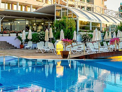 Sentido Neptun Beach