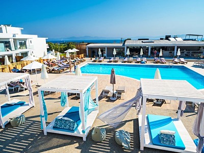 Hotel Harmony Crest Resort