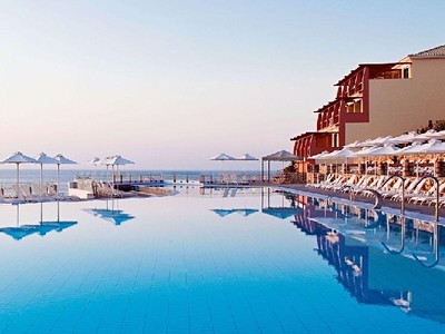 Louis Apostolata Island resort and Spa