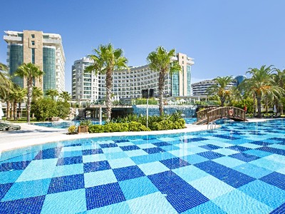 Sherwood Exclusive Lara