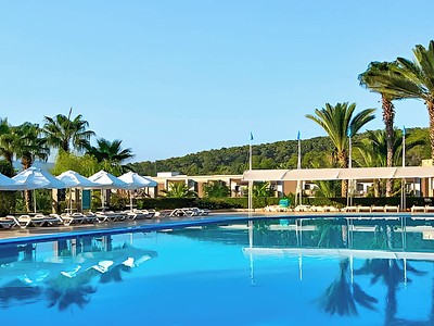 Green Bay Resort & Spa