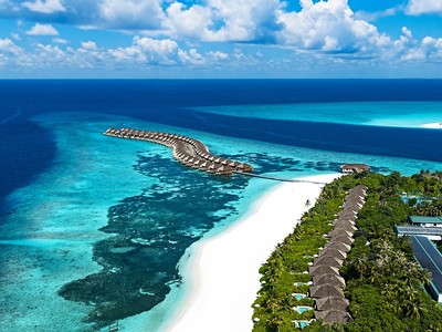 Hotel Hurawalhi Island Resort