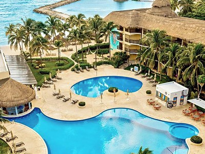 Catalonia Yucatan Beach