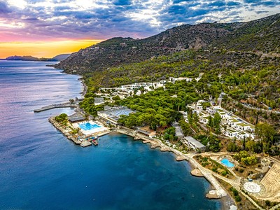 Ramada Loutraki Poseidon Resort letecky Praha ALL Inclusive, 7 nocí