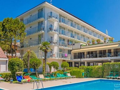 Hotel Marina Palace