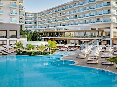 Hotel Nissiblu Beach Resort