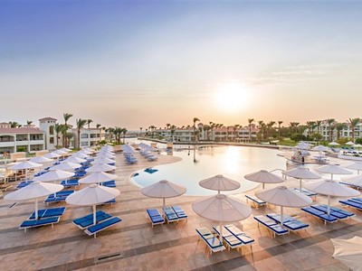 Pickalbatros Dana Beach Resort